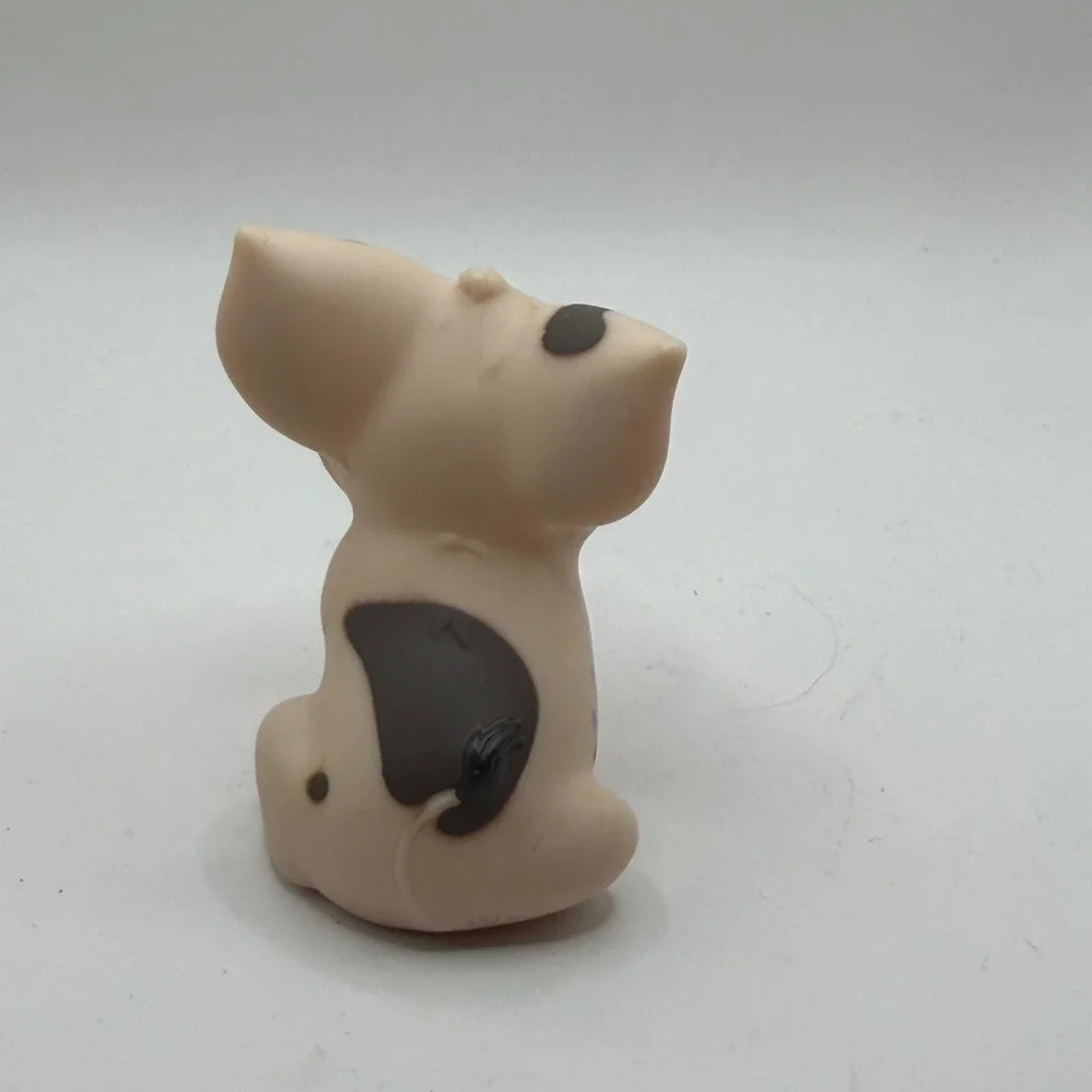 Disney Moana Pua Pig Mini Figure 2 Inch Vinyl Toy Collectible Sitting Spotty Pig